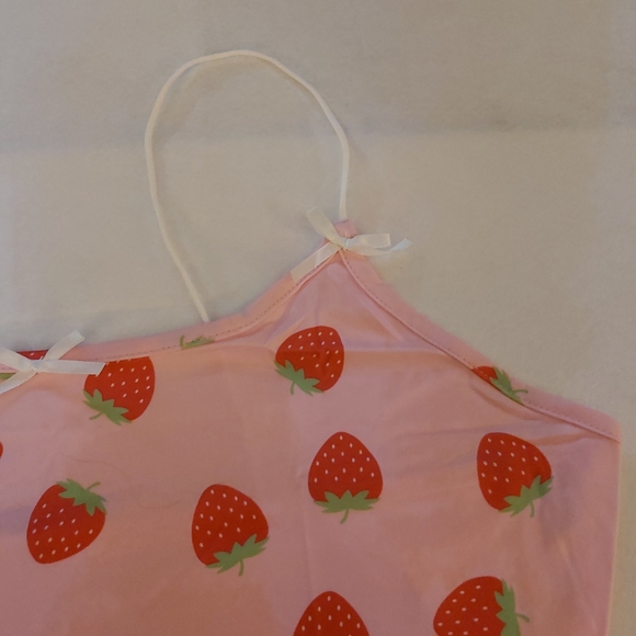 048. Strawberry Print Crop Spaghetti Straps Camisole  Size S - Picture 7 of 16
